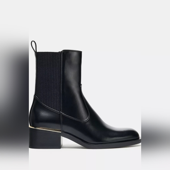 Zara Shoes - Zara Sleek Black Ankle Booties